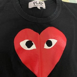 Comme des garçons tshirt.